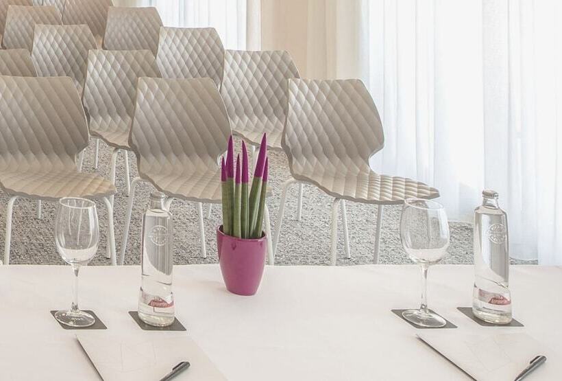 فندق Rh Sorolla Centro