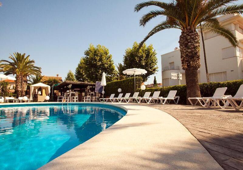 Отель Subur Maritim