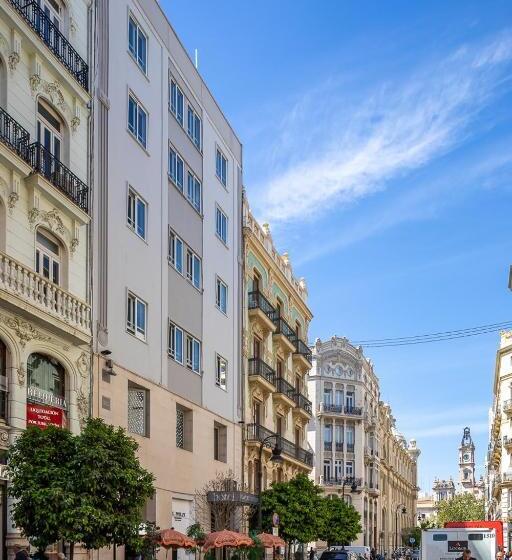 Sweet Hotel Continental