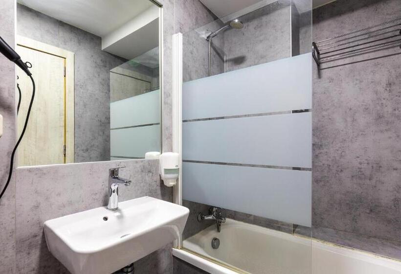 Sweet Hotel Continental