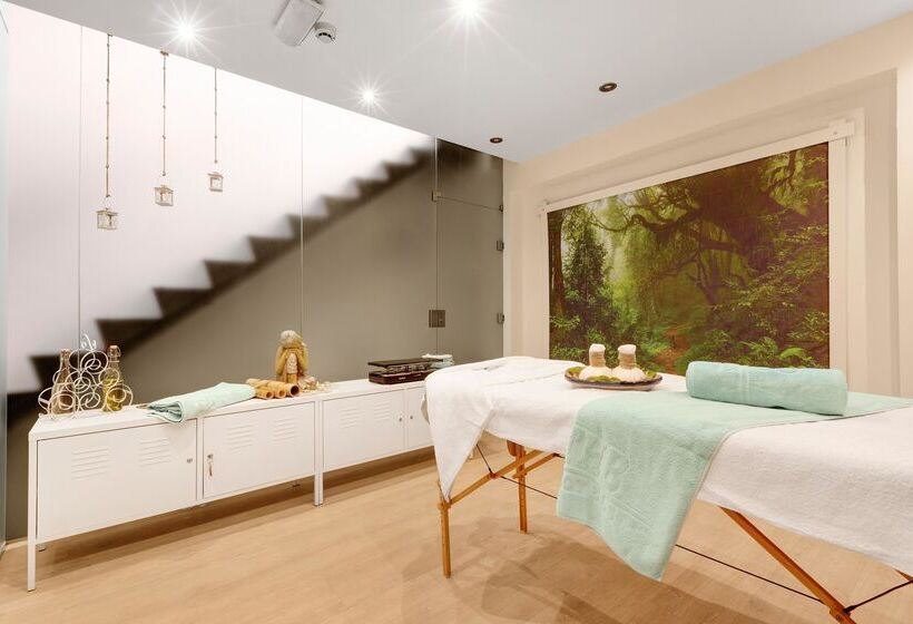 ホテル Thb Felip Adults Only