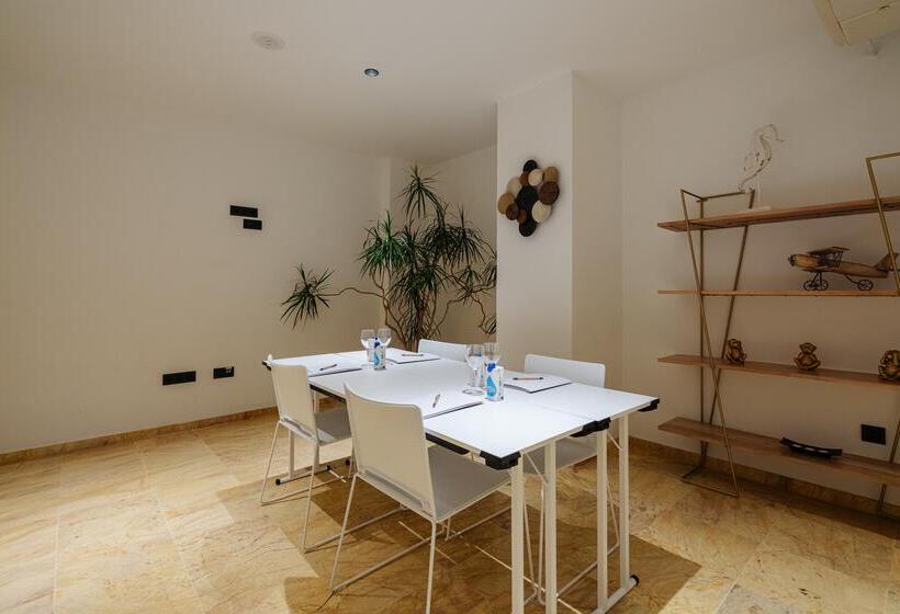 هتل Thb Maria Isabel  Adults Only