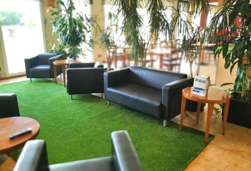 酒店 Travelodge Barcelona del Vallès