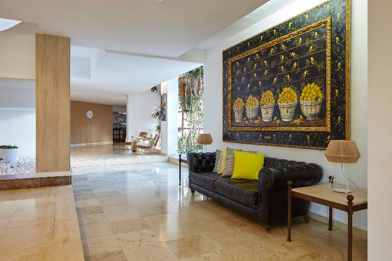 ホテル Tres Torres