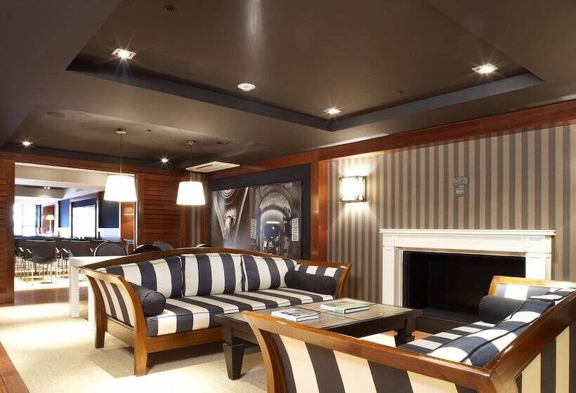 בית מלון כפרי U232