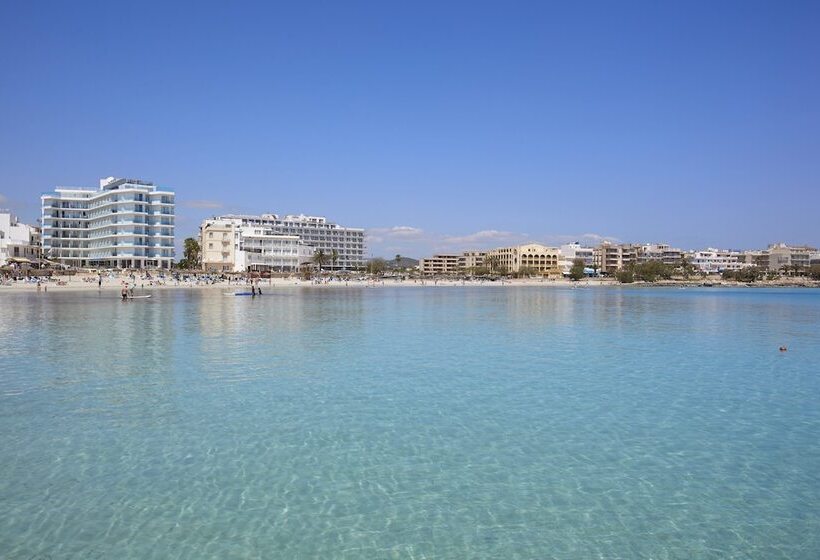 Universal Hotel Perla