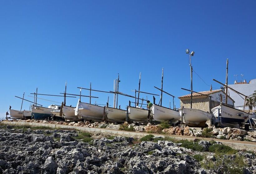 Universal Hotel Perla