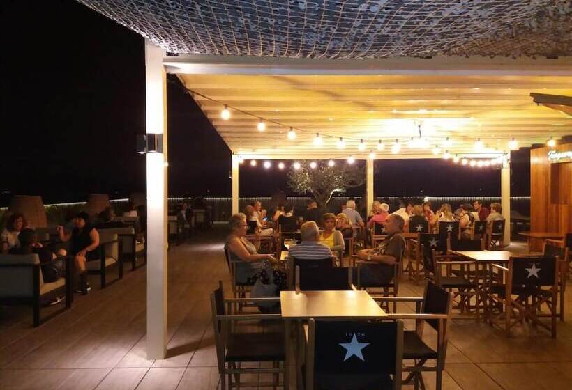 בית מלון כפרי Urpi