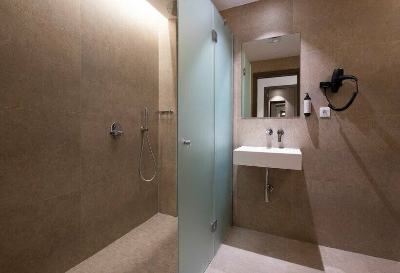 هتل Valentin Reina Paguera - Adults Only