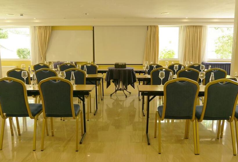 هتل Valentin Reina Paguera - Adults Only