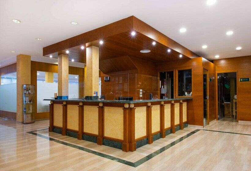 هتل Valentin Reina Paguera - Adults Only