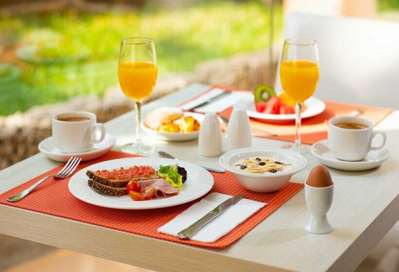 هتل Valentin Reina Paguera - Adults Only