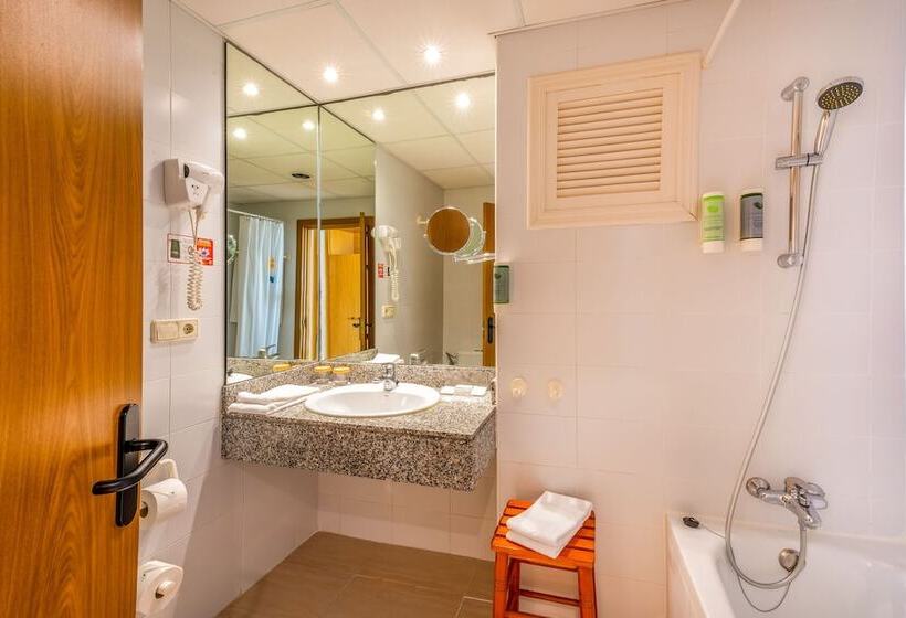 هتل Valentin Reina Paguera - Adults Only