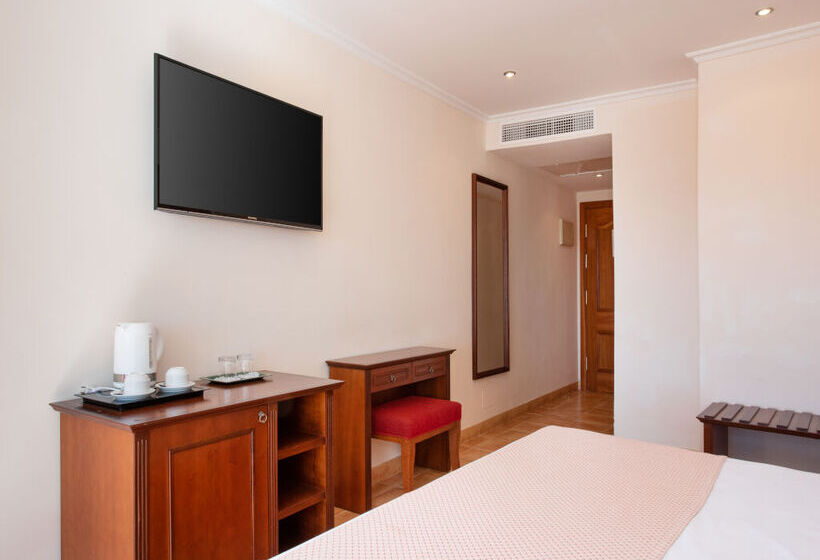 فندق Valentin Star Menorca - Adults Only