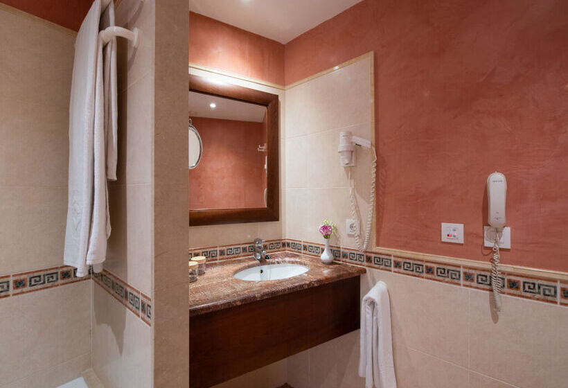 فندق Valentin Star Menorca - Adults Only