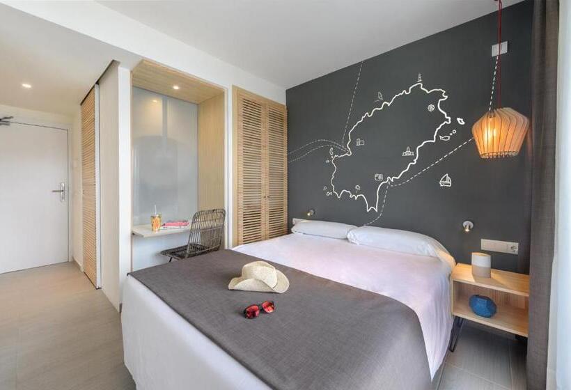 בית מלון כפרי Vibra Cala Tarida 3* Sup