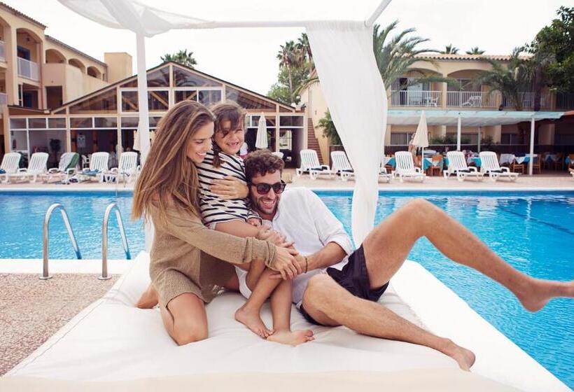 בית מלון כפרי Vibra Cala Tarida 3* Sup