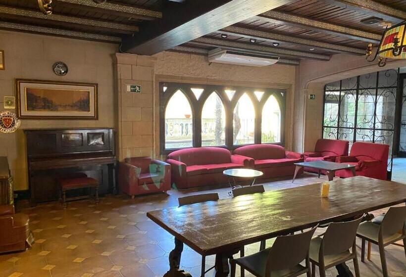 בית מלון כפרי Vila Calella