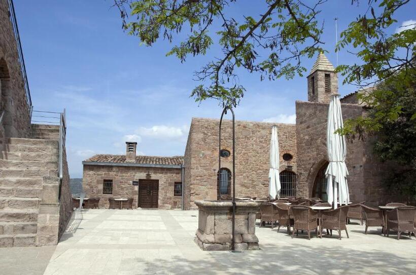 Parador De Cardona