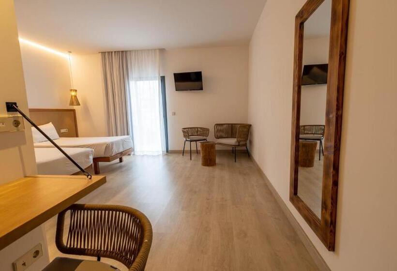 Play Hotel Ibiza   Adults Only