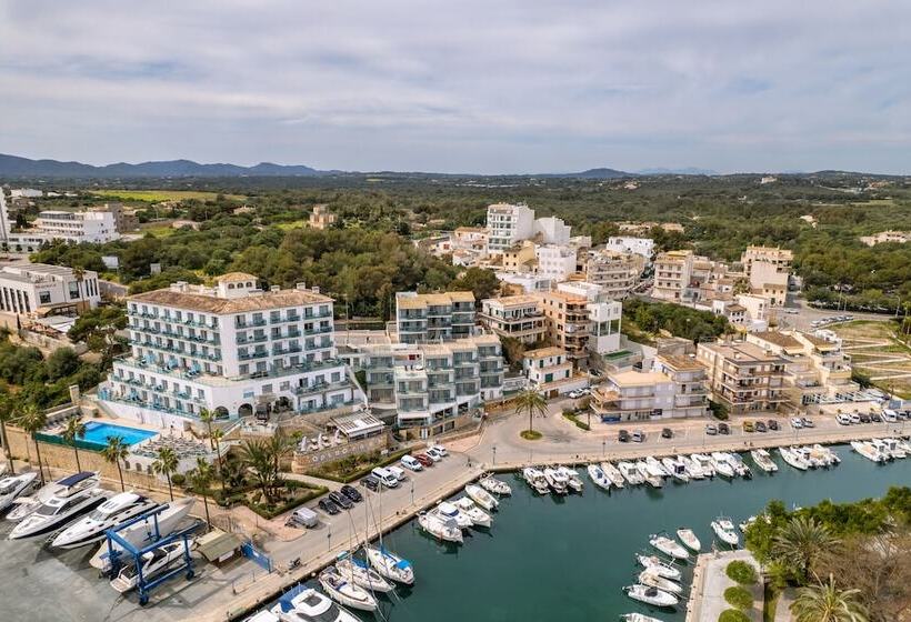 Portodrach Aparthotel & Suites