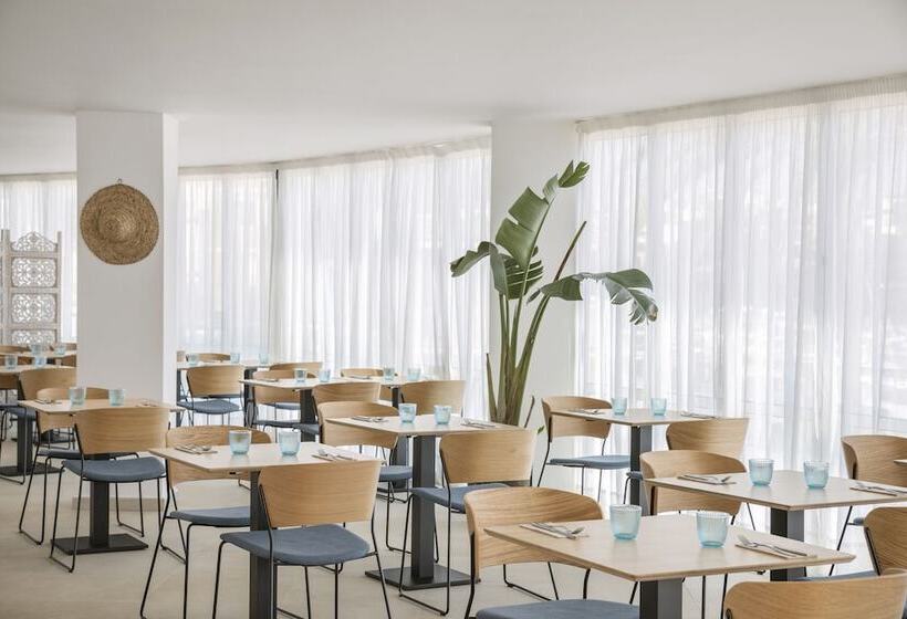 Portodrach Aparthotel & Suites