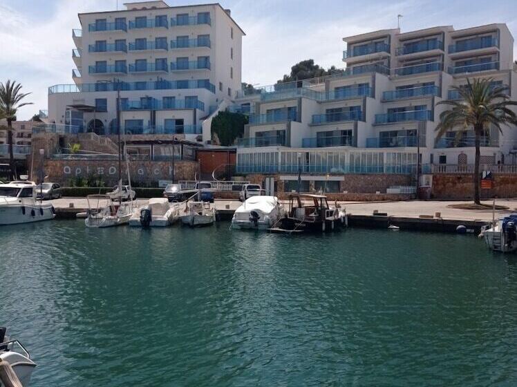 Portodrach Aparthotel & Suites