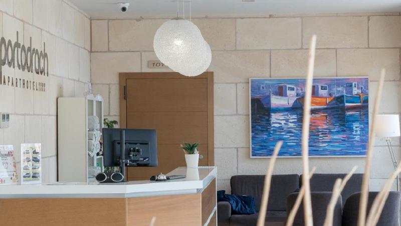 Portodrach Aparthotel & Suites