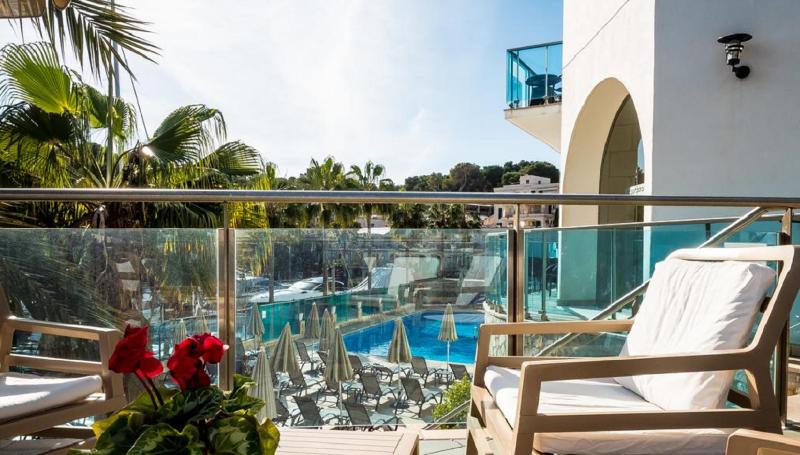 Portodrach Aparthotel & Suites