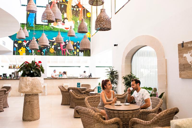 Royal Son Bou Family Club