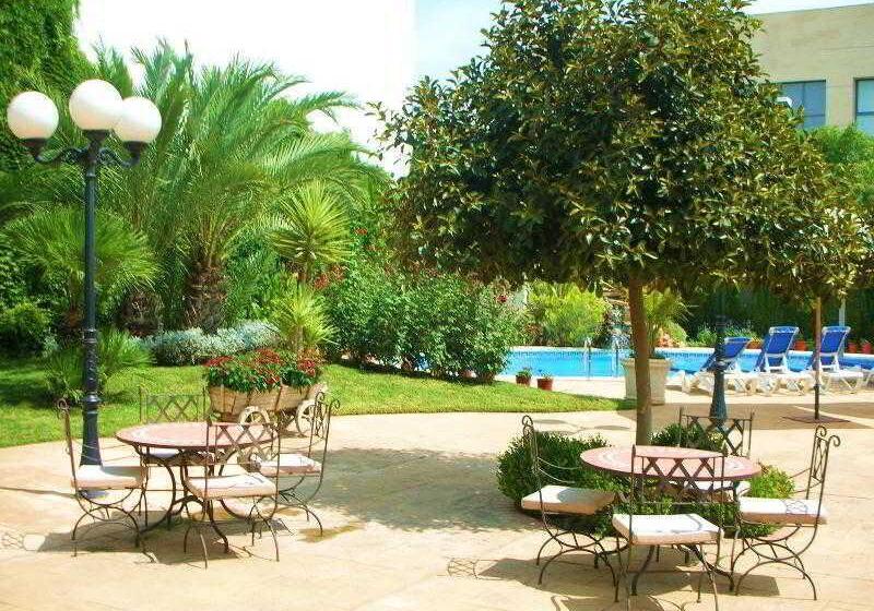 هتل Checkin Valencia Ciscar