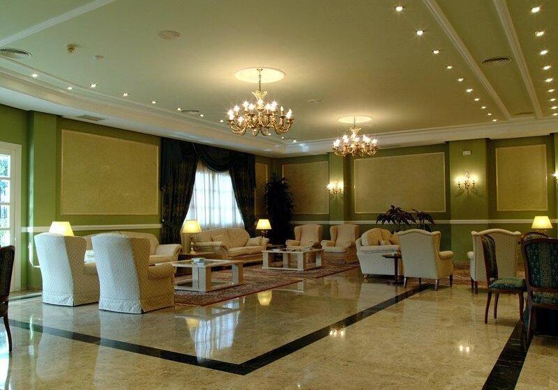 هتل Checkin Valencia Ciscar