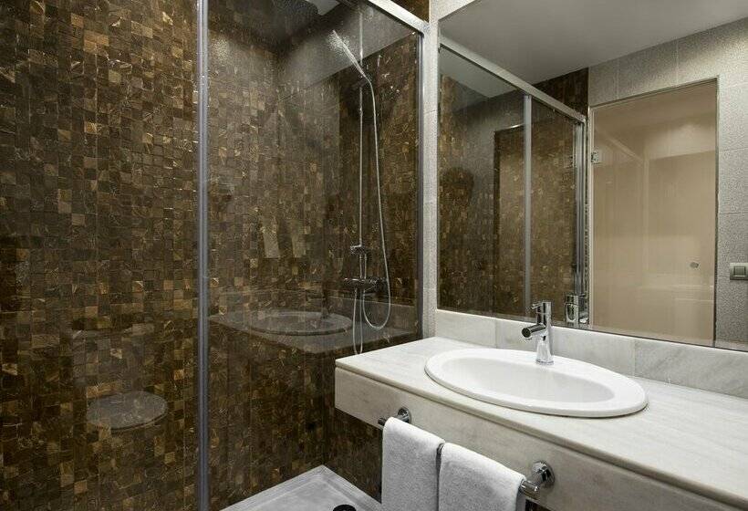 Sol Katmandu Park & Resort