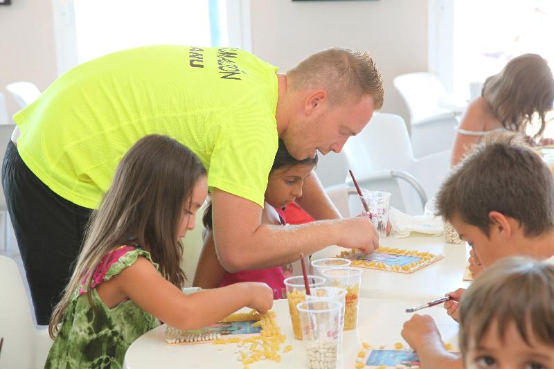 Aparthotel Acualandia