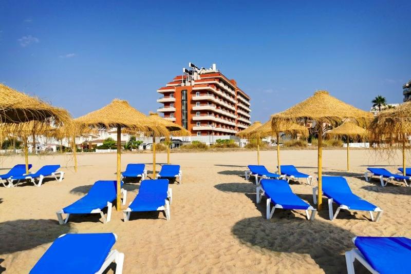 Aparthotel Acualandia