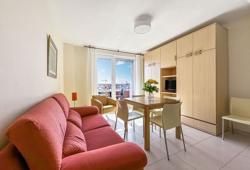 Apartamentos Los Arces