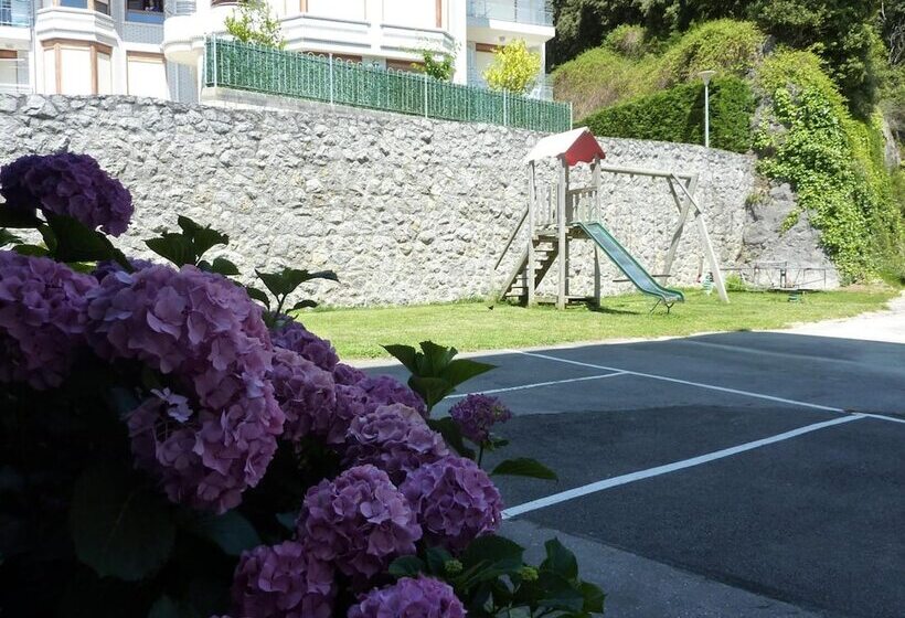 Apartamentos Los Arces