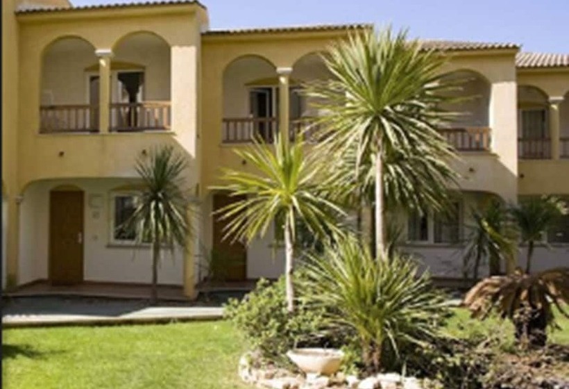 Apartamentos Turísticos Jardines del Plaza