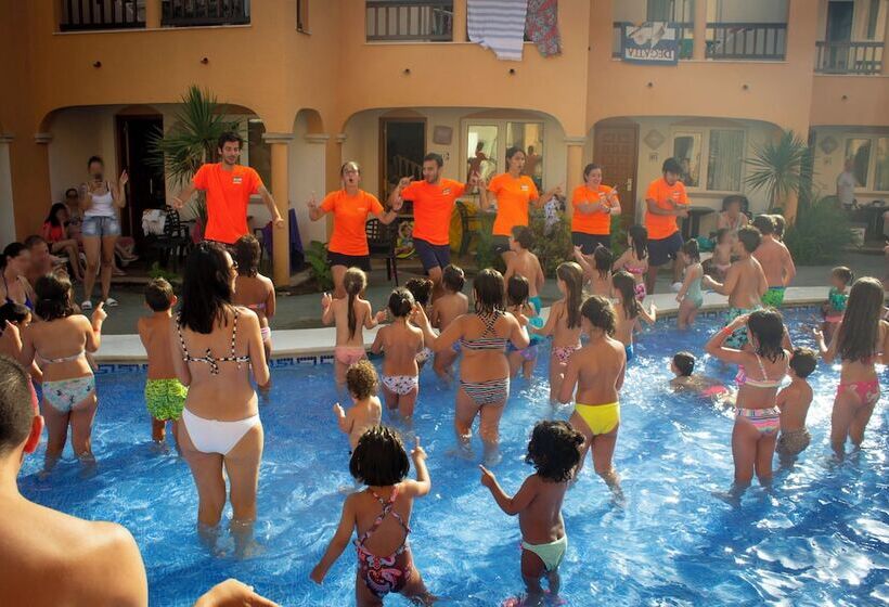 Apartamentos Turísticos Jardines del Plaza