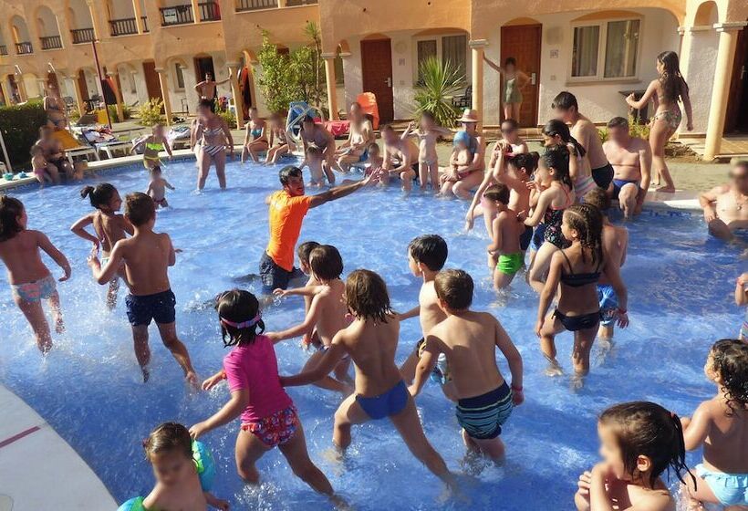 Apartamentos Turísticos Jardines del Plaza