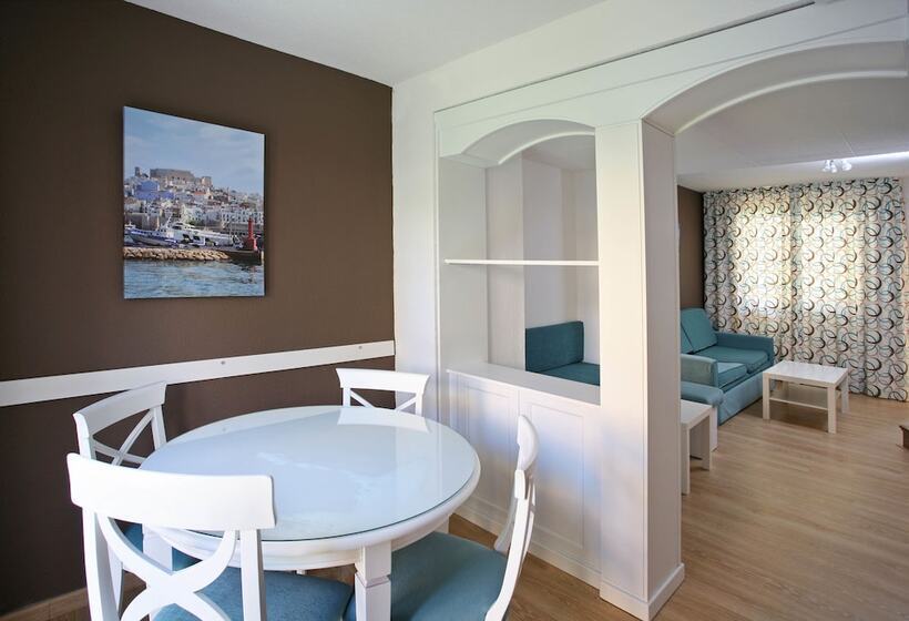 Apartamentos Turísticos Jardines del Plaza