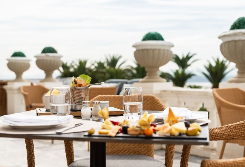 Eurostars Hotel Real