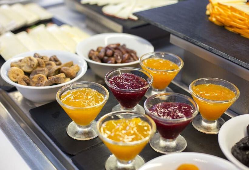 Hipotels Playa La Barrosa - Adults Only