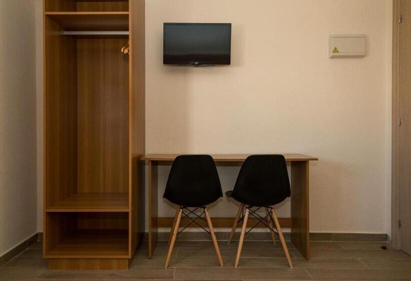 客栈  H. Ciudad De Lepe