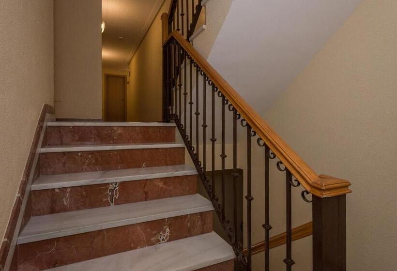 客栈  H. Ciudad De Lepe