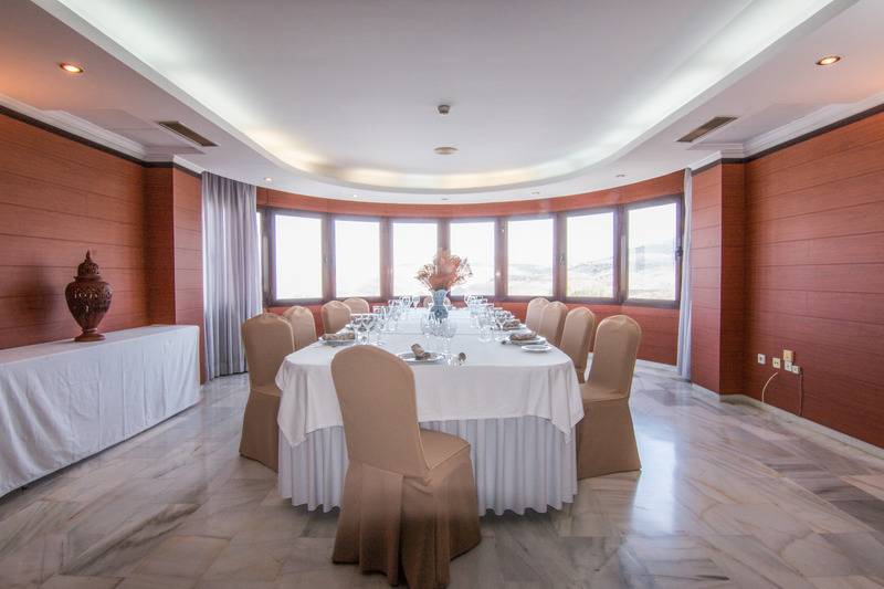 فندق Abades Loja