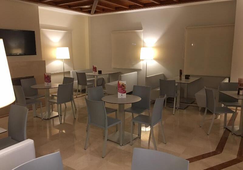 酒店 Alboran Algeciras