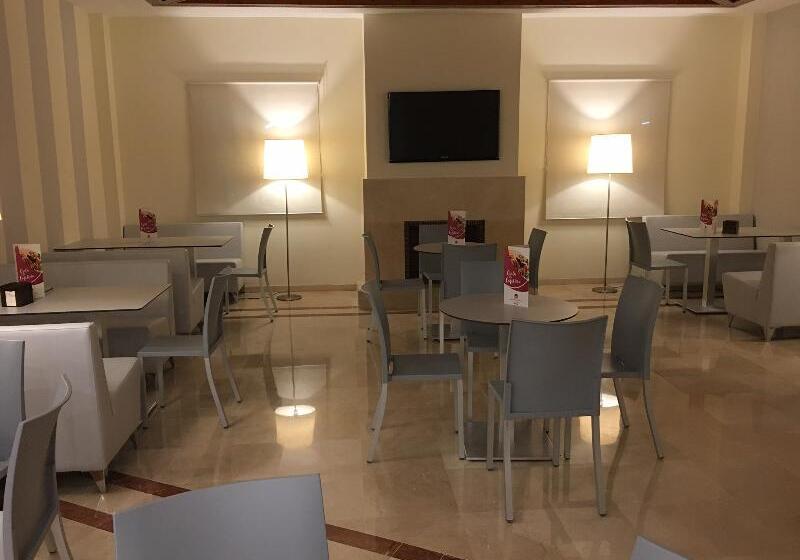 酒店 Alboran Algeciras