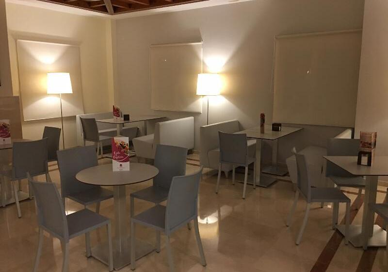 酒店 Alboran Algeciras