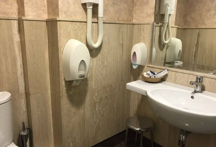 هتل Alfonso Viii De Cuenca